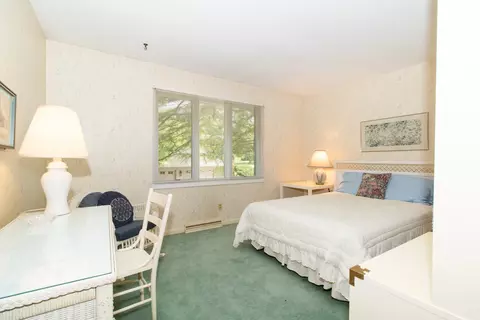 Bedroom - 212 Imperial Dr, Bloomington, IL 61704 photo 4 of 9