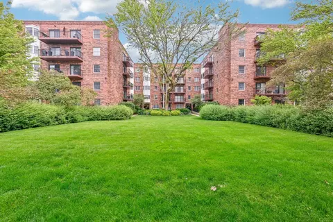 1503 Oak Ave #213, Evanston, IL 60201
