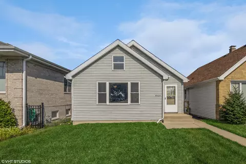 4429 N Sayre Ave, Harwood Heights, IL 60706