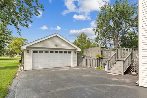 7640 S Odell Ave, Bridgeview, IL 60455 photo 21