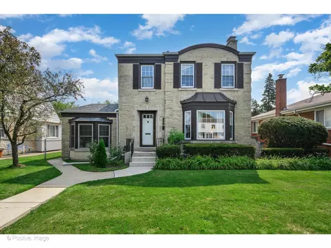1230 N Marion St, Oak Park, IL 60302