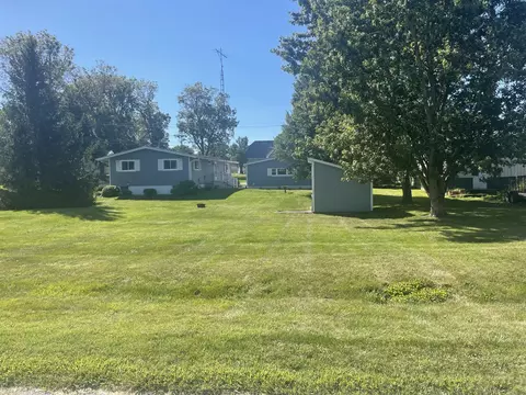 Exterior - 507 N Lyle Ave, Donovan, IL 60931 photo 2 of 4