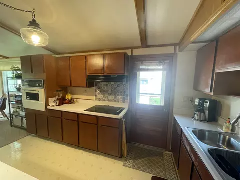 Kitchen - 507 N Lyle Ave, Donovan, IL 60931 photo 3 of 3