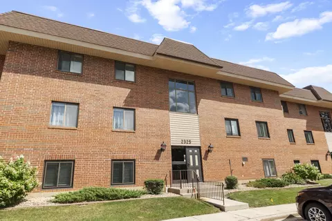2325 S Main St #3A, Lombard, IL 60148
