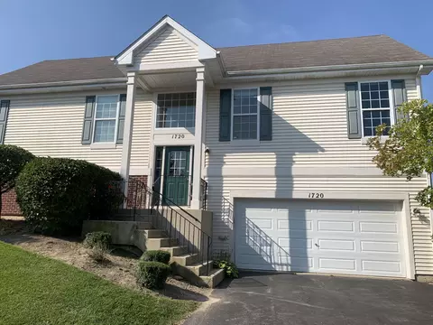 1720 W Turtle Creek Ln, Round Lake, IL 60073