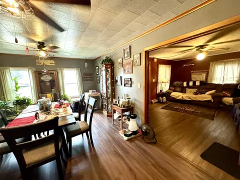 308 E Front St, Wyanet, IL 61379 photo 10