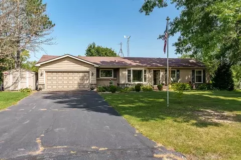 7530 Owl Trl, Rockford, IL 61114