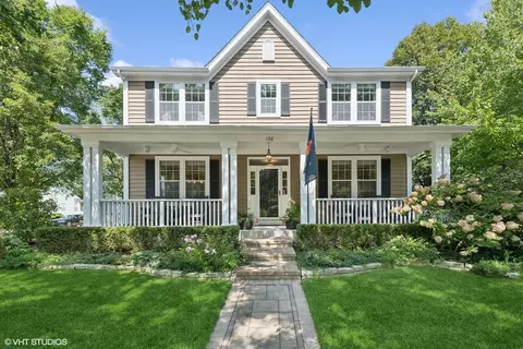 136 Ranney Ave, Vernon Hills, IL 60061