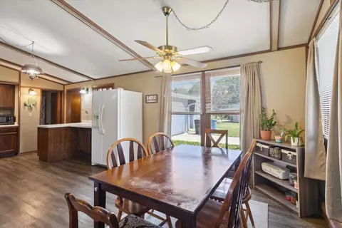2079 Oriole Dr, Freeport, IL 61032 photo 15