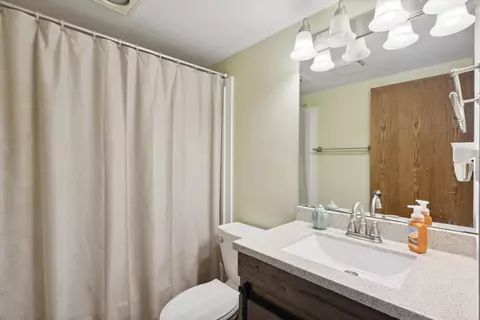 2079 Oriole Dr, Freeport, IL 61032 photo 27