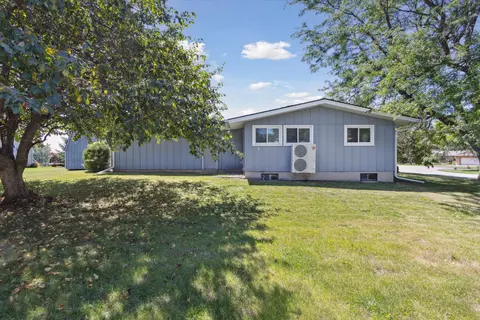 2079 Oriole Dr, Freeport, IL 61032 photo 36