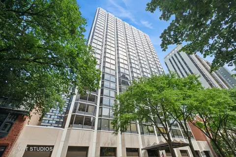 50 E Bellevue Pl #2106, Chicago, IL 60611