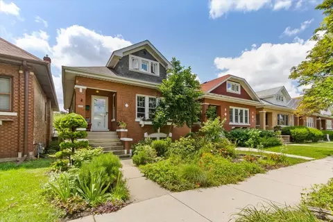 5505 W Henderson St, Chicago, IL 60641