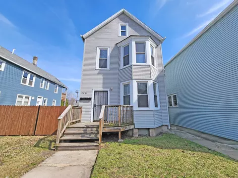 8241 S Brandon Ave, Chicago, IL 60617