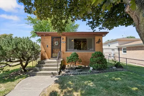 14056 S Manistee Ave, Burnham, IL 60633