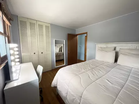 Bedroom - 918 Seminole Dr, Elgin, IL 60120 photo 5 of 6