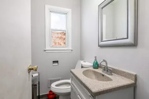 1258 N Wheeling Rd, Mount Prospect, IL 60056 photo 10