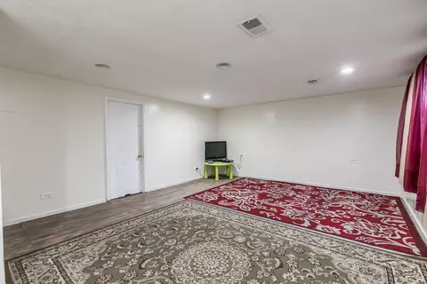 1258 N Wheeling Rd, Mount Prospect, IL 60056 photo 18