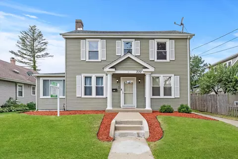 330 Wheelock St, Elgin, IL 60123