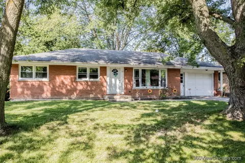 980 Northfield Dr, Aurora, IL 60505