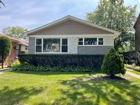 3855 Hull St, Skokie, IL 60076
