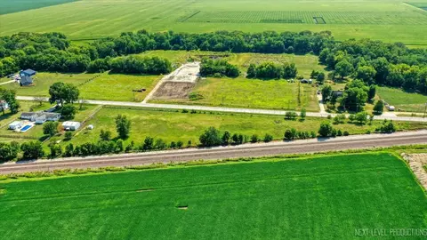 View/Area - 420 E Grand Ridge Rd, Mazon, IL 60444 photo 5 of 7