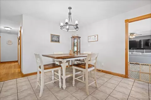 Dining - 420 E Grand Ridge Rd, Mazon, IL 60444 photo 1 of 1