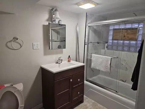 4236 W Haddon Ave, Chicago, IL 60651 photo 10