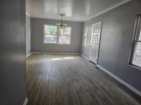 4236 W Haddon Ave, Chicago, IL 60651 photo 2