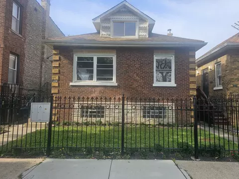 4236 W Haddon Ave, Chicago, IL 60651