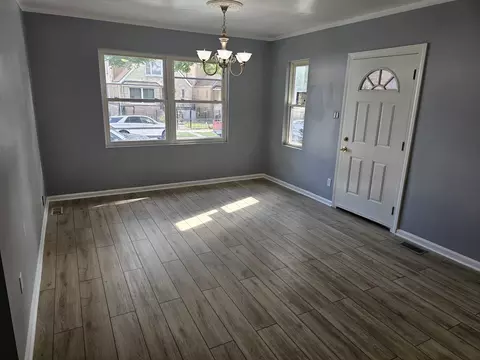4236 W Haddon Ave, Chicago, IL 60651 photo 7