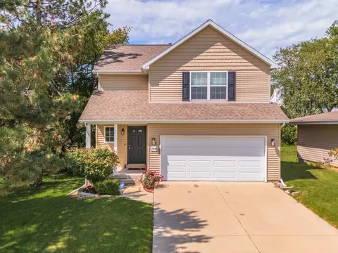 2504 12 Airport Rd, Bloomington, IL 61704