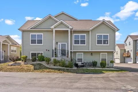 1339 Carolyn Ct, Yorkville, IL 60560