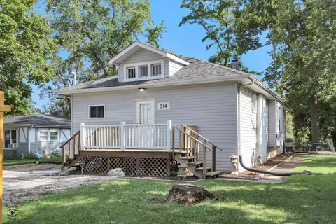 314 Bruce Rd, Lockport, IL 60441
