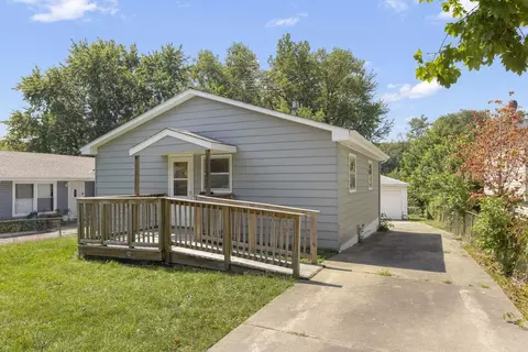1109 S Spencer St, Aurora, IL 60505