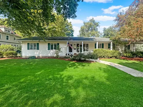 504 N Pine St, Lexington, IL 61753