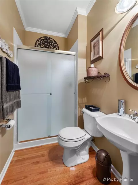 Bath - 1421 Whitefence Rd, Bartlett, IL 60103 photo 1 of 6