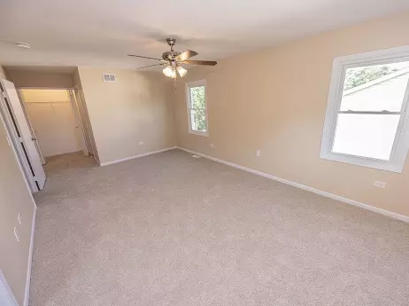Bedroom - 7 Boulder Ridge Ct, Bolingbrook, IL 60490 photo 2 of 3