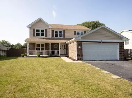 Exterior - 7 Boulder Ridge Ct, Bolingbrook, IL 60490 photo 2 of 11