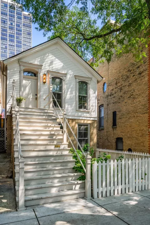 1639 N North Park Ave, Chicago, IL 60614