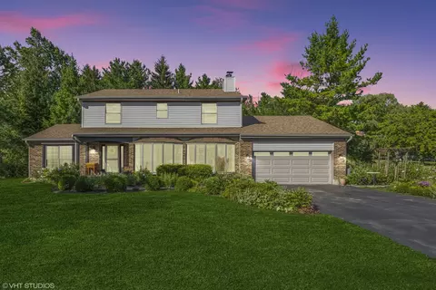 14210 Westwood Ct, Woodstock, IL 60098