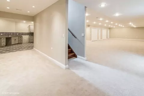 Other - 364 Geri Ln, Des Plaines, IL 60016 photo 2 of 4