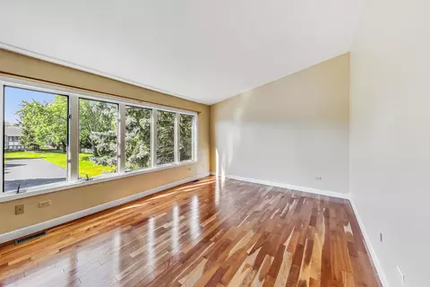 2319 Olde Mill Rd, Plainfield, IL 60586 photo 5
