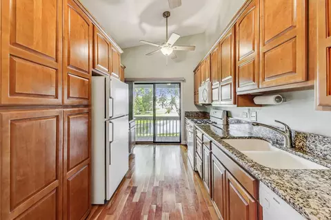 2319 Olde Mill Rd, Plainfield, IL 60586 photo 11