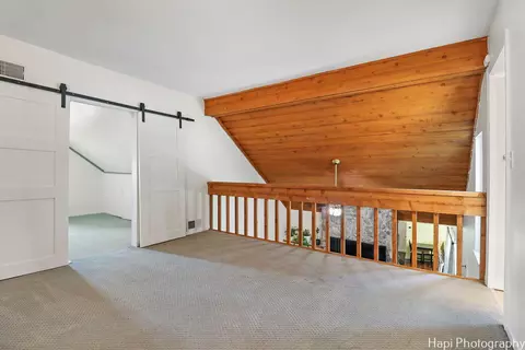 Entry Way - 643 Beth Ct, Gurnee, IL 60031 photo 1 of 1