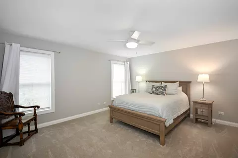 527 E Indiana St, Wheaton, IL 60187 photo 24