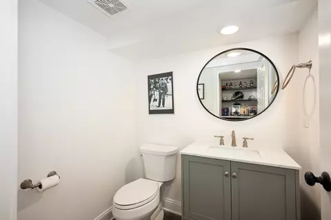 527 E Indiana St, Wheaton, IL 60187 photo 29