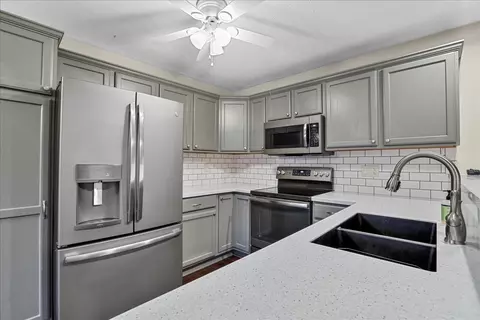 Kitchen - 610 Wildberry Dr, Normal, IL 61761 photo 3 of 4
