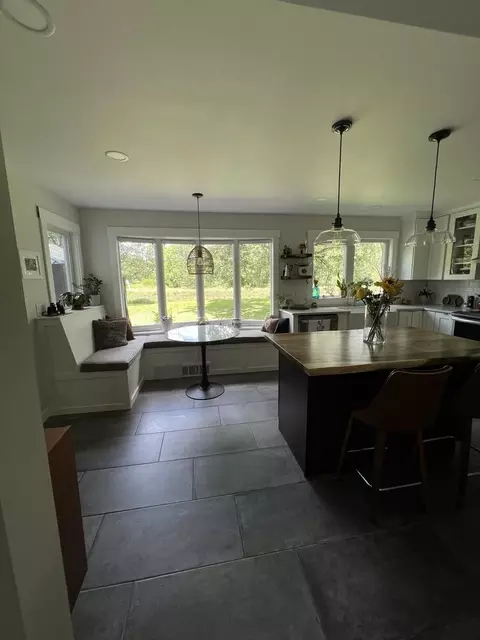 Kitchen - 2635 Bell Rd, Minooka, IL 60447 photo 7 of 8