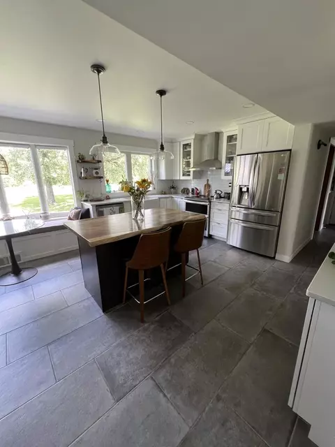 Kitchen - 2635 Bell Rd, Minooka, IL 60447 photo 5 of 8